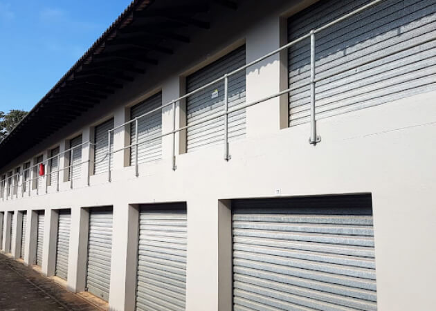 storage unlimited exterior